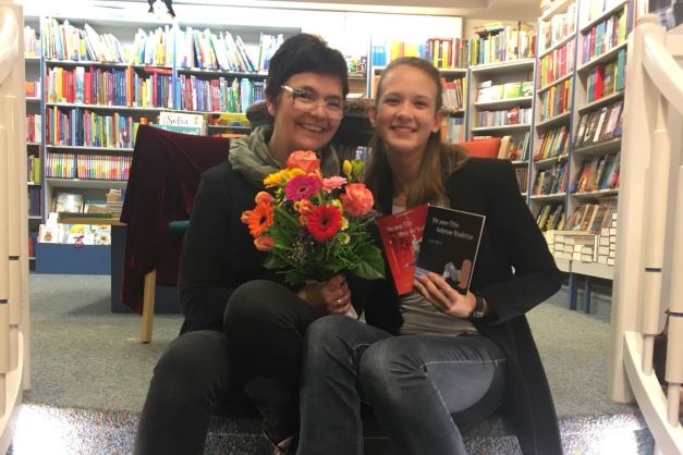 bei der Buchpräsentation des zweiten Buches